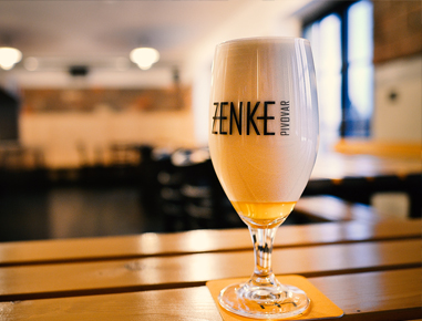 Možnost zakoupit pivo v Pet láhvích a sudech. Pivo Zenke se zatím čepuje na Dolním Dvoře ve Veřovicích a v Obecní hospůdce ve Štramberku.